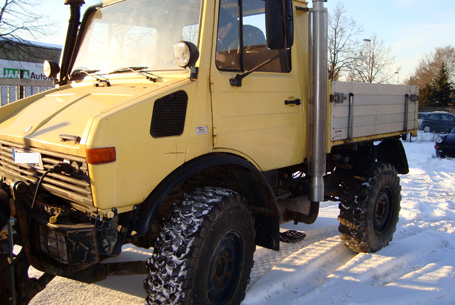 Mercedes Benz Unimog 424