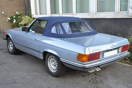 Mercedes Benz 350 SL in schwarz