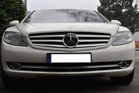 Weißer Mercedes Benz CL 600