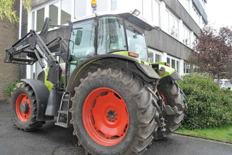 Seitenansicht Claas Ares 616 RZ